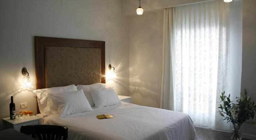 מיטה זוגית מלון שטרקמן ארנה